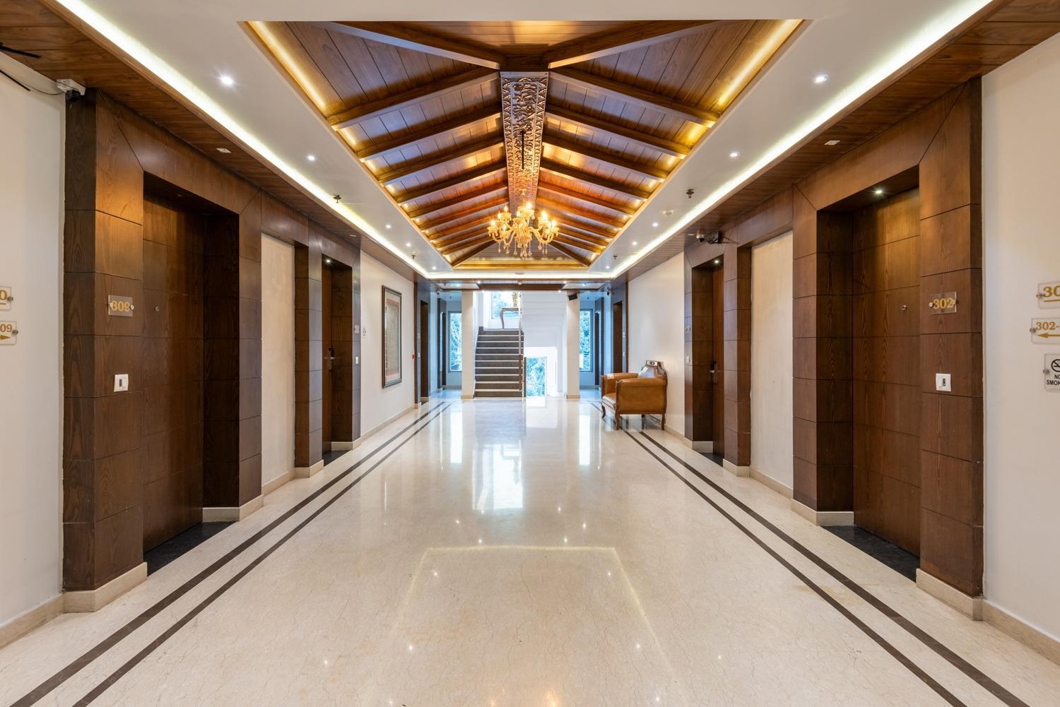 Quality Inn By Lawrence Hotels Дармсала Экстерьер фото